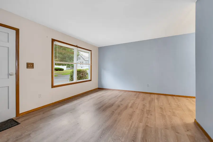 122 Fetherston Ave, Lowell, MA 01852 - #3