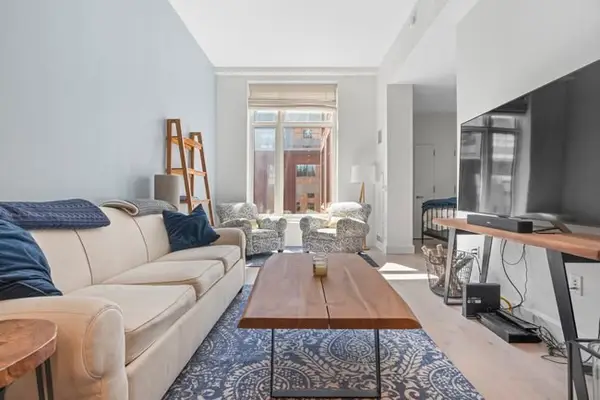 100 Lovejoy #12 Q, Boston, MA 02114