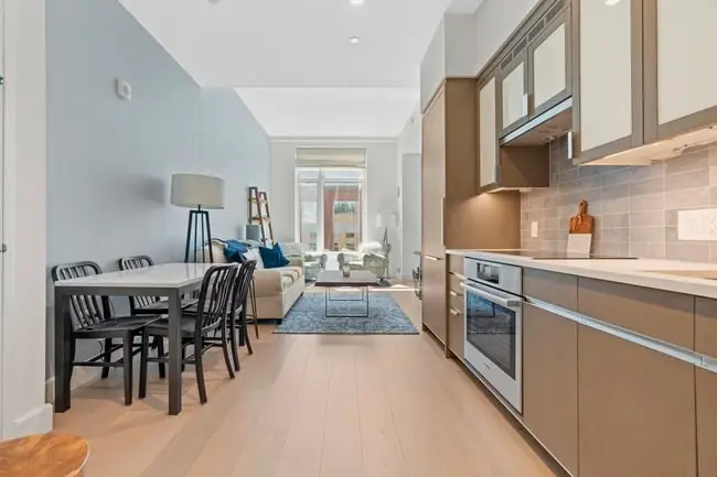 100 Lovejoy #12 Q, Boston, MA 02114 - #3