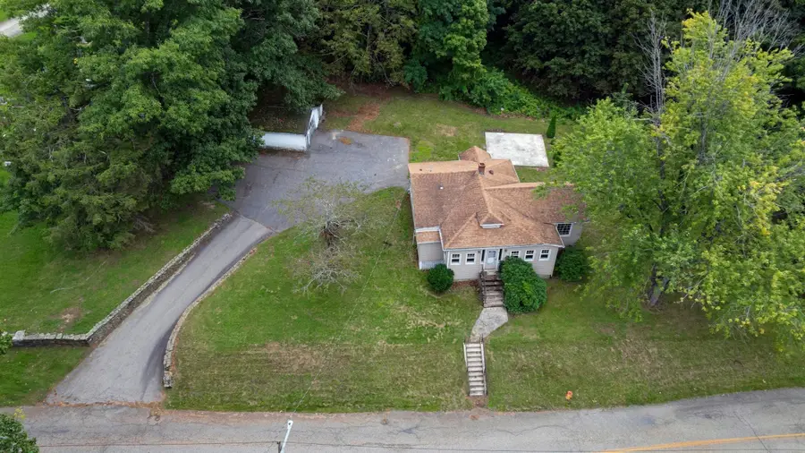 82 Waite Street, Leicester, MA 01524 - #3
