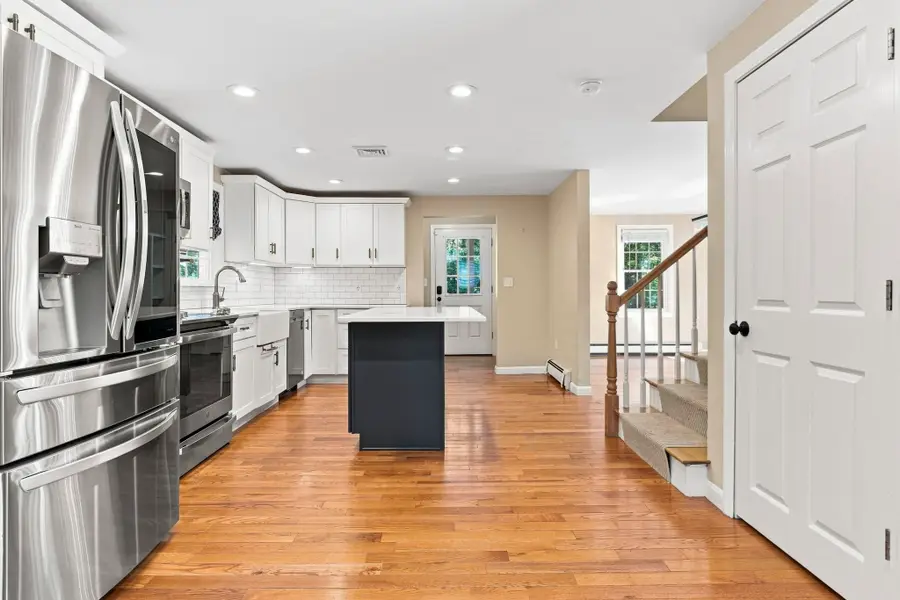 77 Bardin St, Hanover, MA 02339 - #3