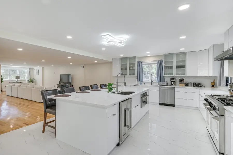 4 Ripley Road, Hull, MA 02045 - #3