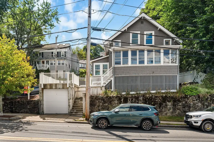 106 Paul Revere Rd, Arlington, MA 02476 - #2