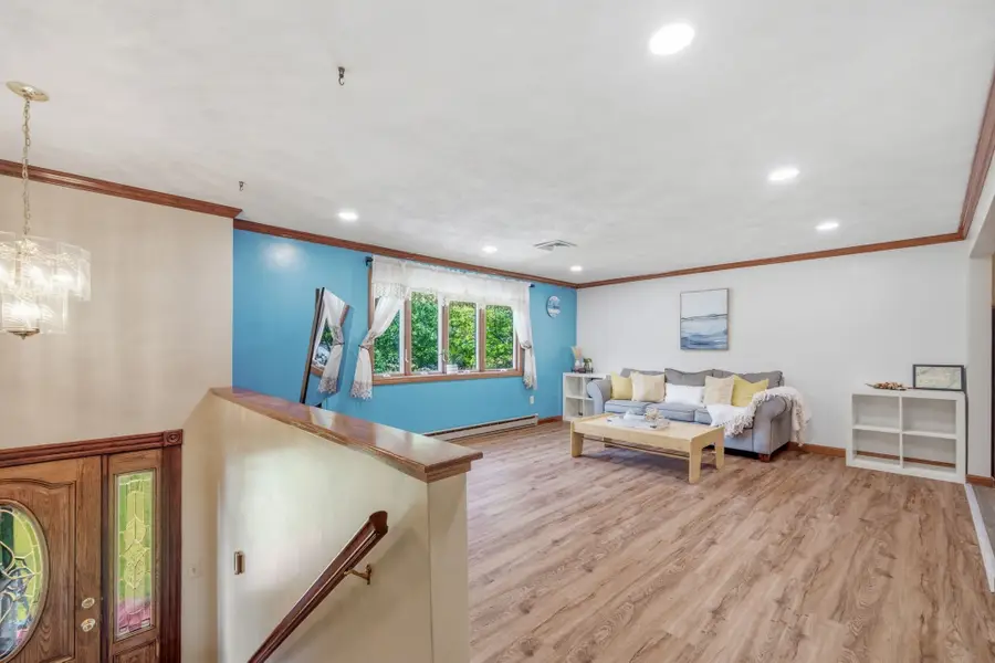25 Oak Ridge Way, Shrewsbury, MA 01545 - #3