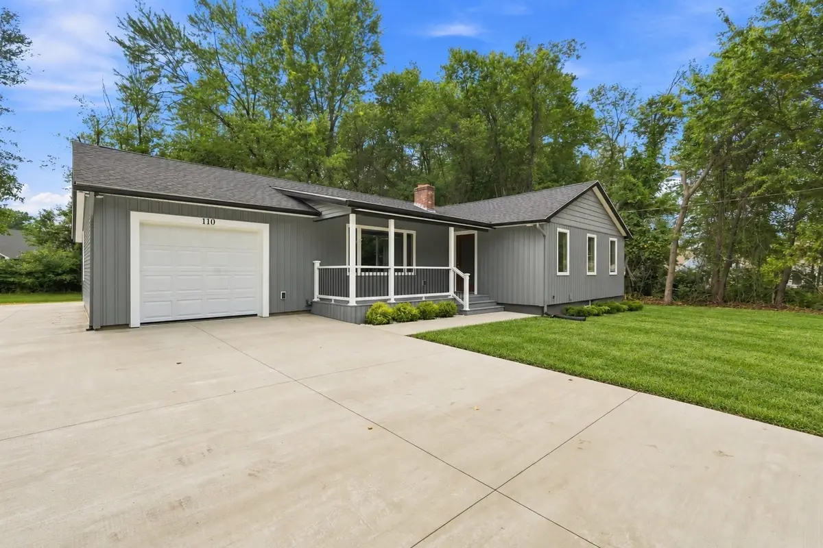 110 Mountain View St, South Hadley, MA 01075 - #1