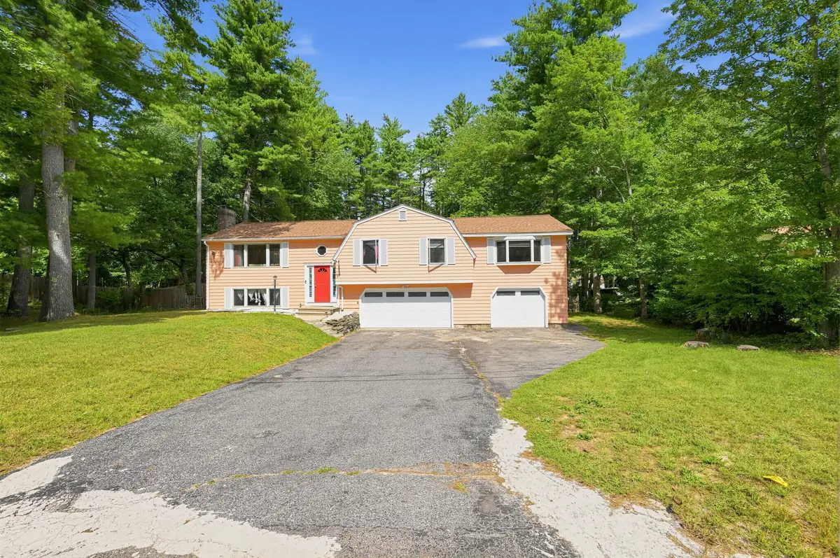 7 Balsam Dr, Townsend, MA 01469 - #1