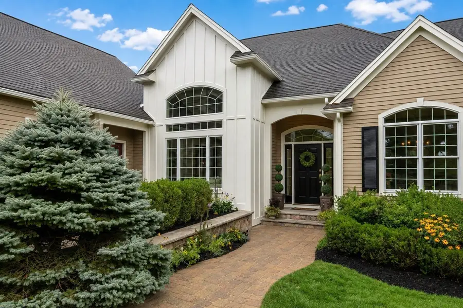 6 Watkins Ln, Southborough, MA 01772 - #2