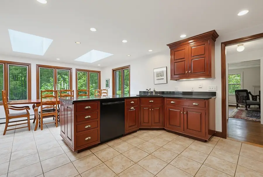 145 Nason Hill Rd, Sherborn, MA 01770 - #3