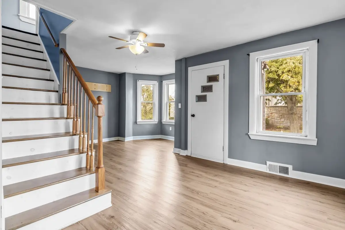 3 Cleveland St, Salem, MA 01970 - #1