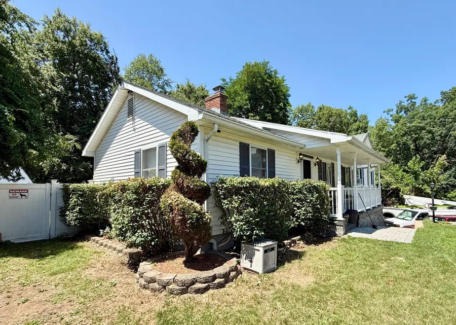 66 Barrison St, Springfield, MA 01109 - #3