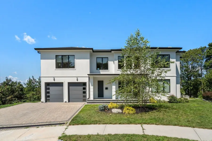 20 Peach Tree Lane, Newton, MA 02459 - #3