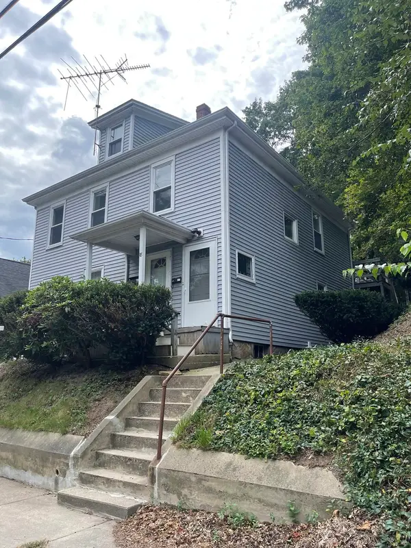 18 Oak St., Plymouth, MA 02360