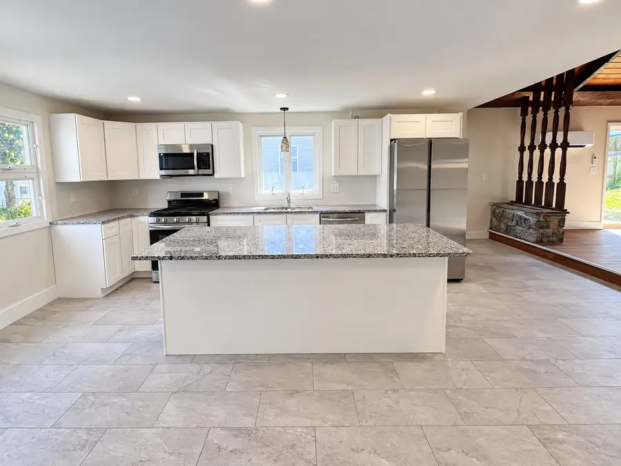 133 State St, New Bedford, MA 02740 - #3