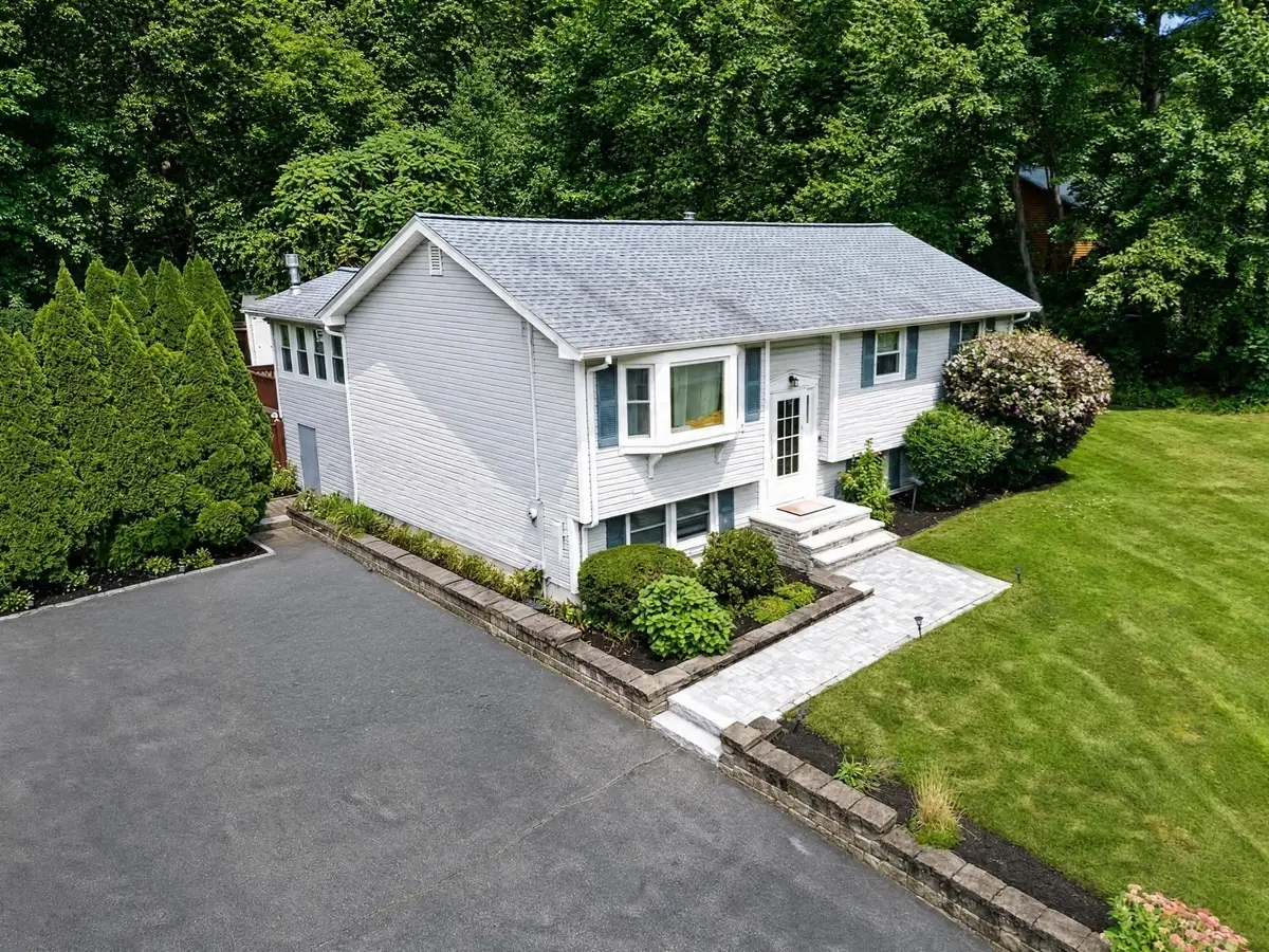 71 Martha Ave, Tewksbury, MA 01876 - #1