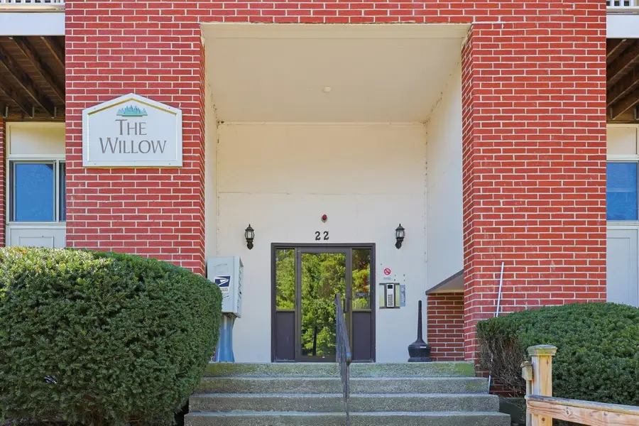 22 Dailey St #F, Attleboro, MA 02703 - #3