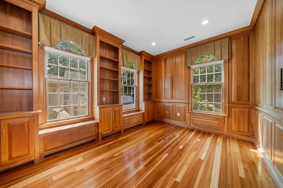 40 Grandview Rd, Chelmsford, MA 01824 - #3