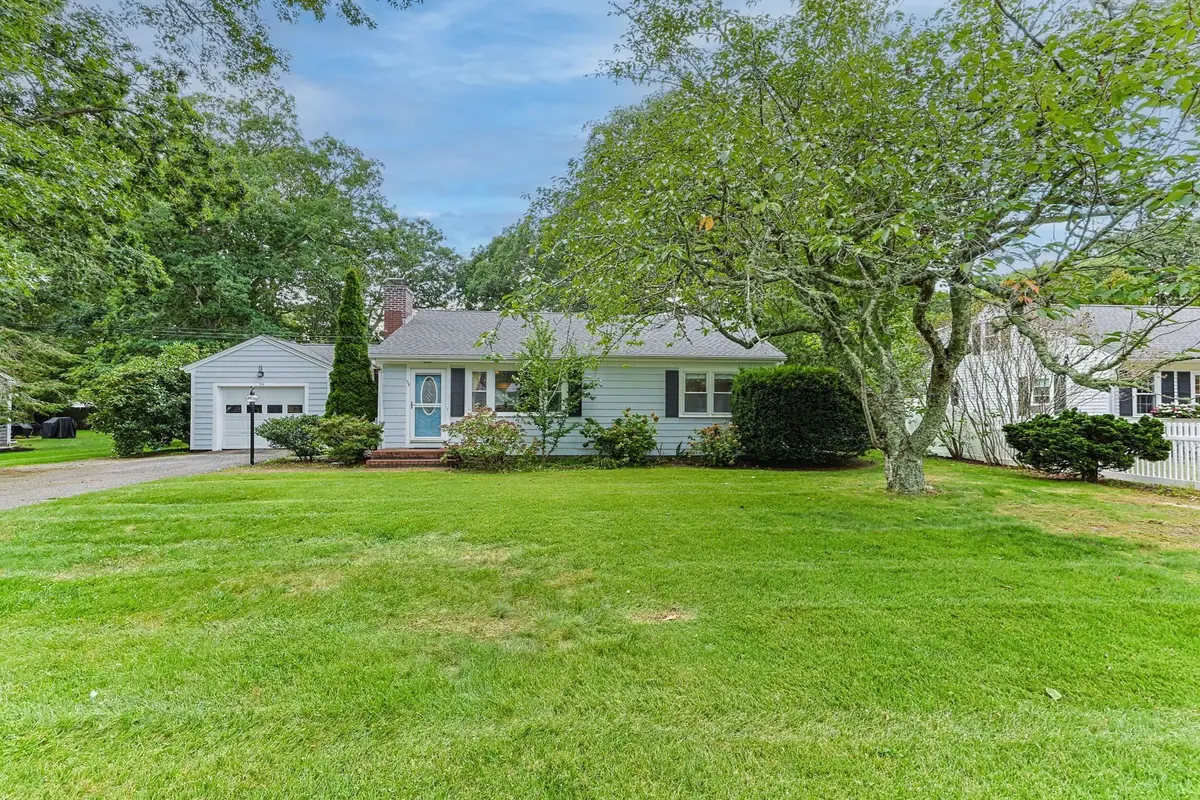 54 Lucerne Ave, Falmouth, MA 02540 - #1