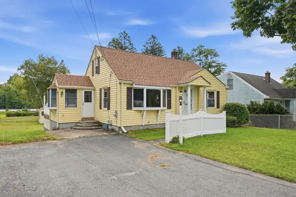 73 Edmund St, East Longmeadow, MA 01028