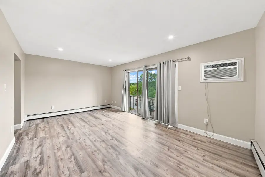 500 Water St #A7, Haverhill, MA 01830 - #3