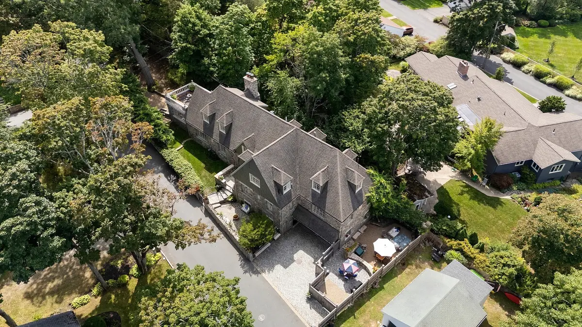 9 Galloupes Point Rd, Swampscott, MA 01907 - #1
