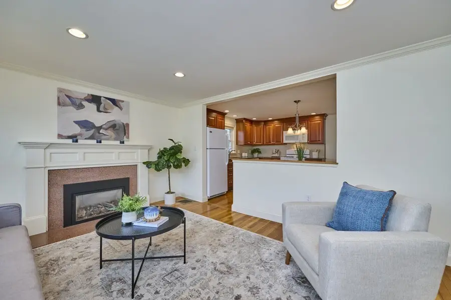 25 Jensen Rd, Watertown, MA 02472 - #2