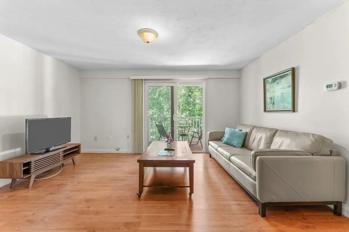 8 Post Oak Ln #20, Natick, MA 01760 - #1