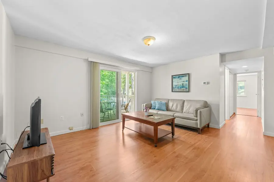 8 Post Oak Ln #20, Natick, MA 01760 - #3