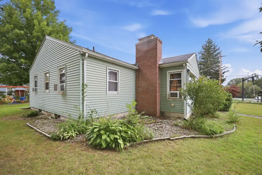 101 Court St, Westfield, MA 01085 - #2