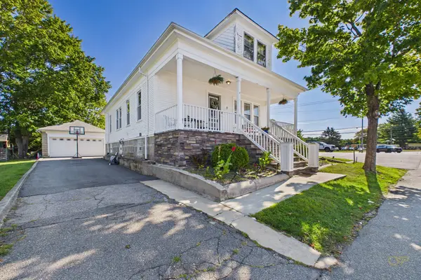 7 Coolidge St, Dartmouth, MA 02748