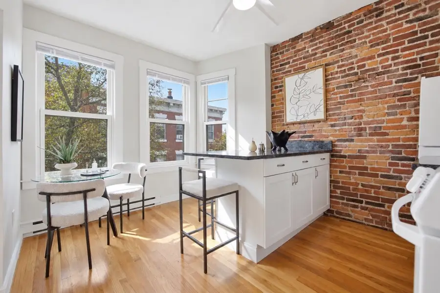 32 Grove St #8, Boston, MA 02114 - #2