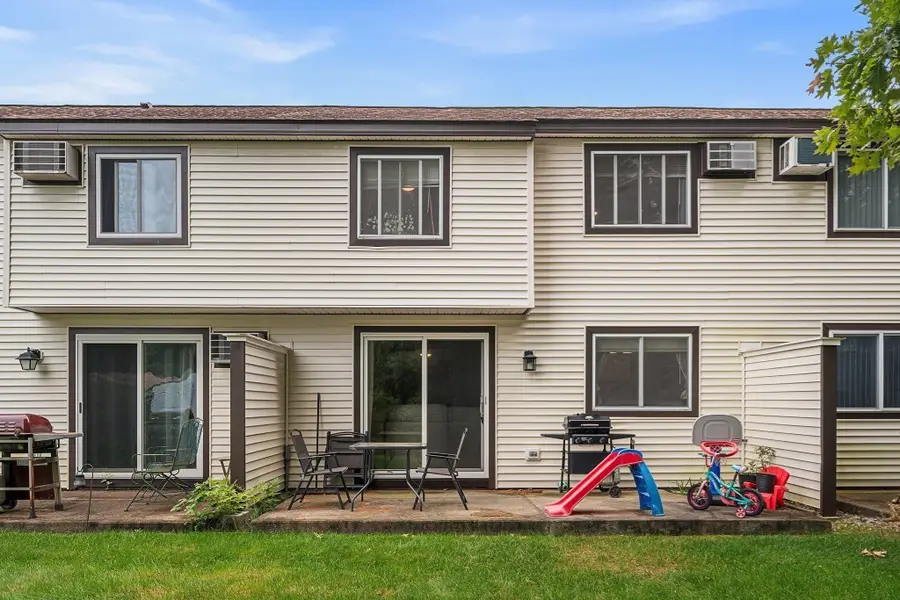 37 Decarolis Dr #37, Tewksbury, MA 01876 - #3