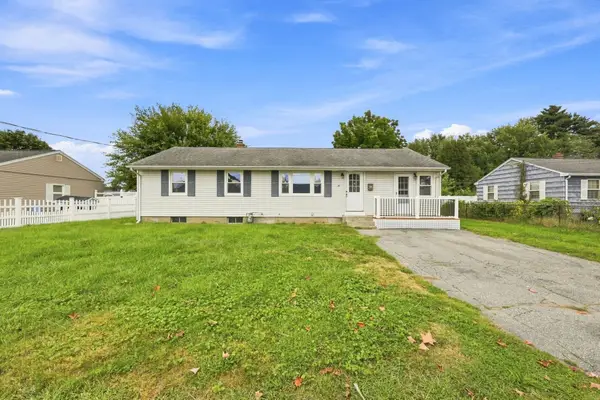 76 Daley St, Chicopee, MA 01013