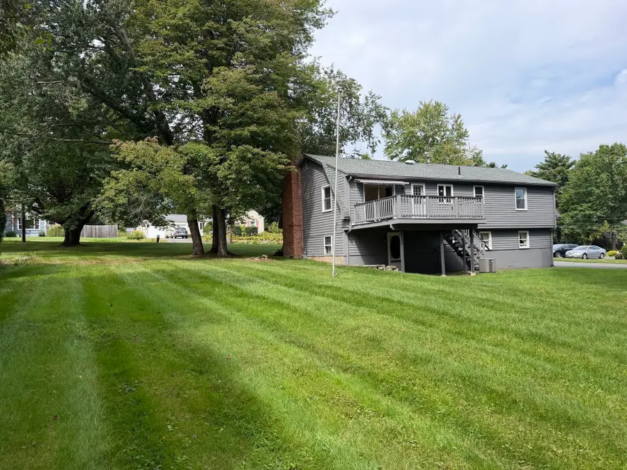 79 Porter Rd, East Longmeadow, MA 01028 - #2