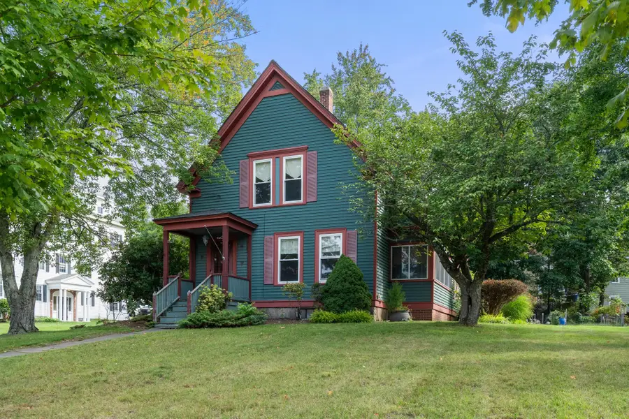 35 Dutcher St, Hopedale, MA 01747 - #2