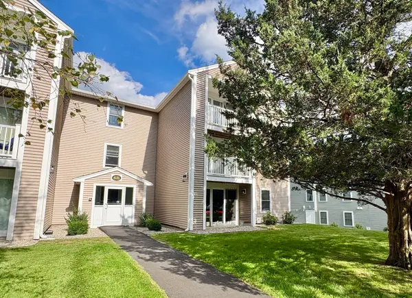 6 Marc Drive #6B/4, Plymouth, MA 02360