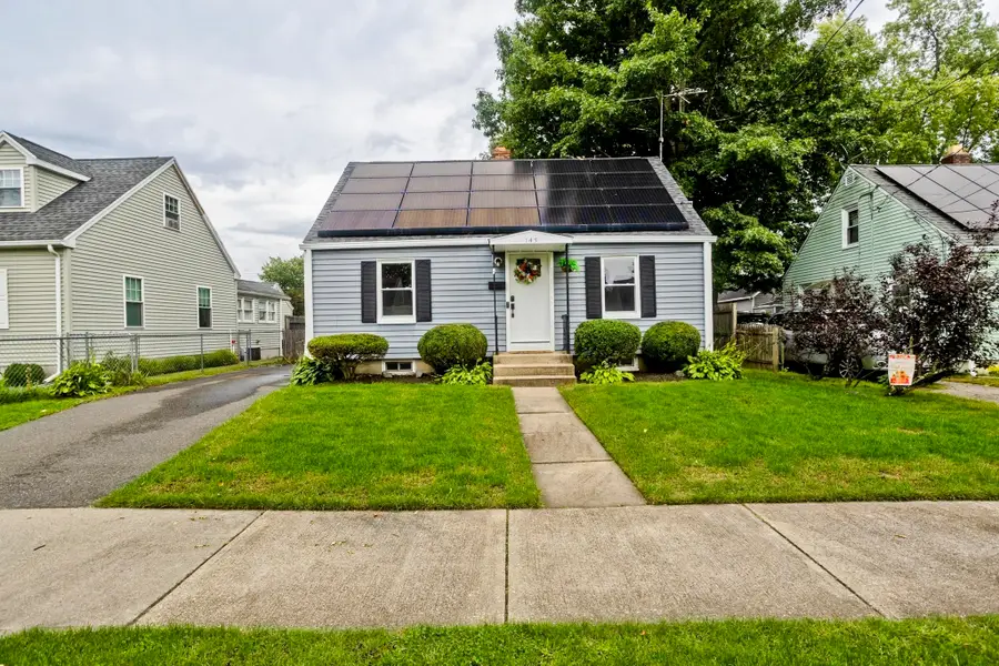143 Winton St, Springfield, MA 01118 - #2