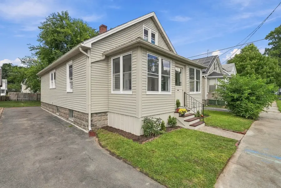 128 Wilber St, Springfield, MA 01104 - #3