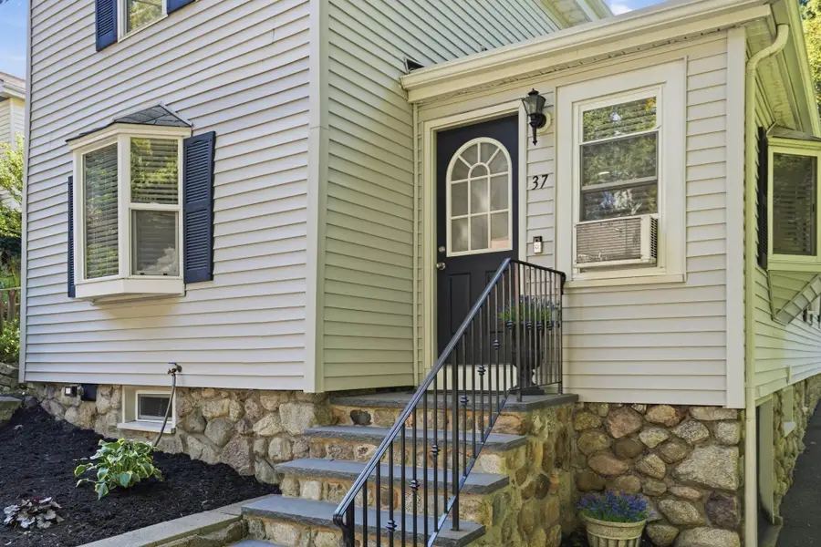 37 Westford Street, Saugus, MA 01906 - #2