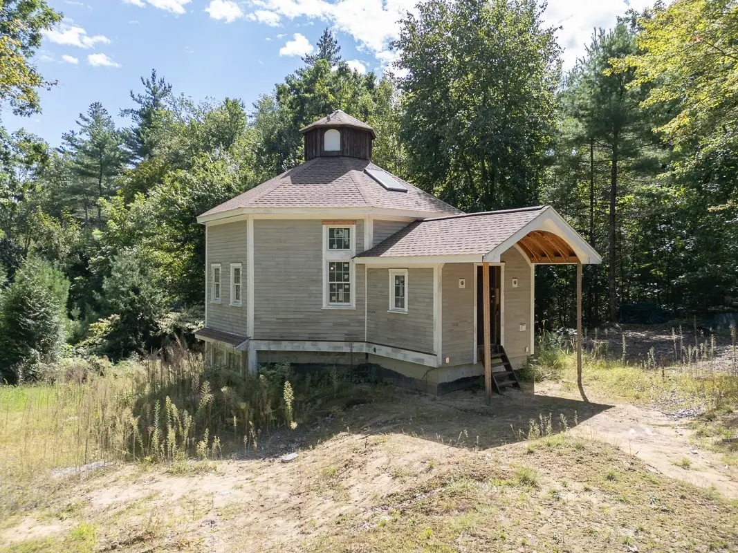 12 Cranberry St, Pepperell, MA 01463 - #1