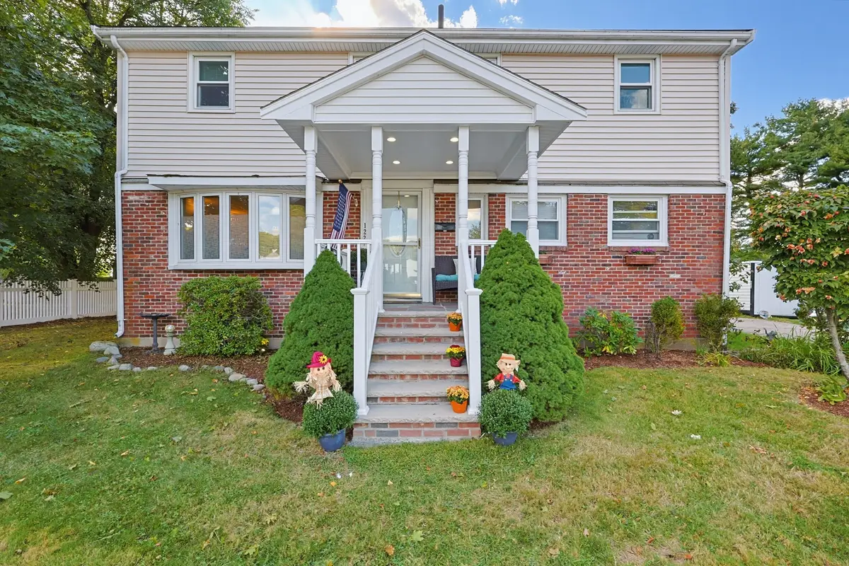 122 Westview Dr, Norwood, MA 02062 - #1