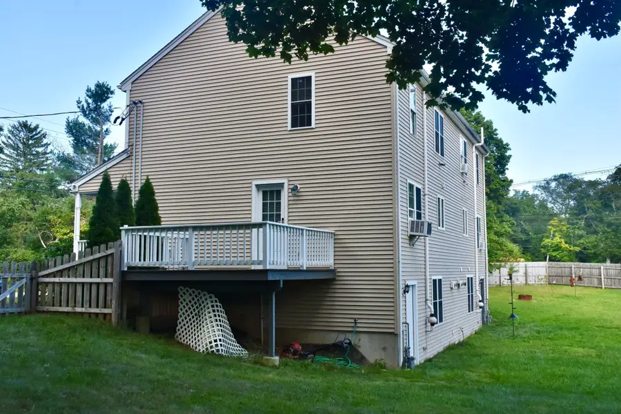 581 Plymouth St #581, Middleboro, MA 02346 - #3