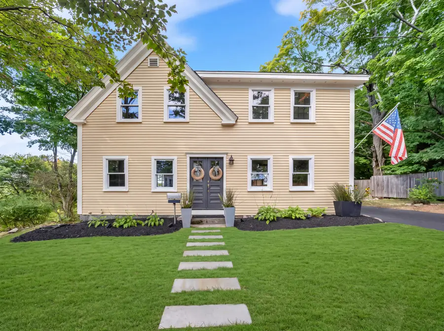 12 Peabody Street, North Reading, MA 01864 - #2