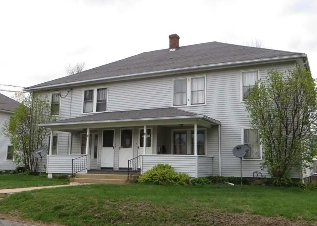 2 Hill St, Southbridge, MA 01550 - #1