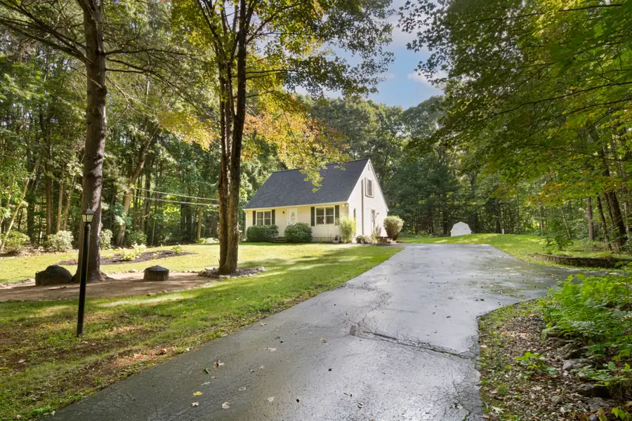 336 Pommogussett Rd, Rutland, MA 01543 - #2