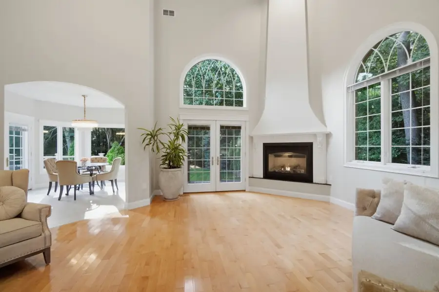 168 Southwood Dr., Ludlow, MA 01056 - #2