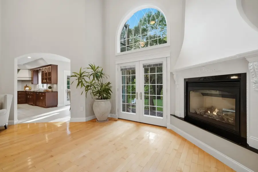 168 Southwood Dr., Ludlow, MA 01056 - #3