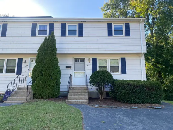 163 Maple St #163, Needham, MA 02492