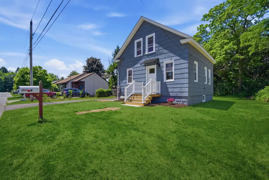 4 Wilson Str, Wilbraham, MA 01095 - #2