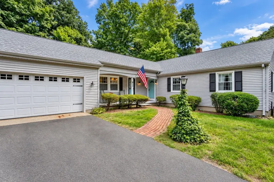 26 Morningside Drive, Westfield, MA 01085 - #2