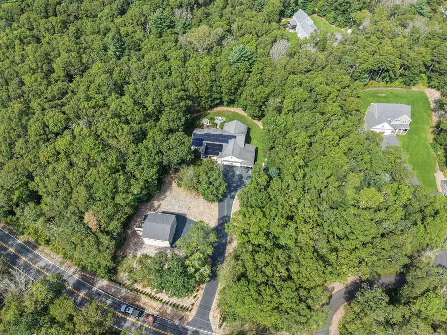 29 Pimlico Pond Rd, Mashpee, MA 02649 - #2